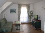 Ferienwohnung 1: Wohnzimmer mit Flachbildfernseher - Haralds Ferienwohnungen Bad Kleinkirchheim
