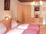 Elmau-Gut Komfort Doppel und 3-Bettzimmer Bild