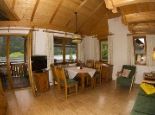 fewo reisskofel, soggiorno, balcone con vista sul lago, nelle montagne - Ferienhof Obergasser und  Pension Bergblick Weissensee