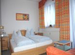 Abenteuer & Kinder - Biobauernhof  Matlschweiger I Familienzimmer Magherite Bild - Der KUH-le Bio-Baby-Kinderbauernhof Matlschweiger Lassing