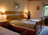 Rotbuchner, Dreibettzimmer