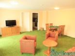 Am Dorfplatz - Gasthof Hotel Kirchenwirt Strobl