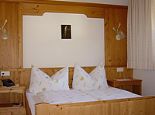 Schlafzimmer im Appartement 2-4 Personen - Landhausappartement Kofler Maurach am Achensee