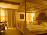 Strasserwirt - Egger Lienz Suite Himmelbett