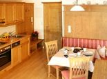 Fam. Gschösser, Gästehaus Schneider Appartements Nr. 2, 3, 4, 5 Bild - Alpen-Appartement-Gaestehaus Schneider Alpbach