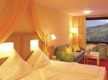 Damülser Hof -Wellnesshotel Doppelzimmer-Appartement Bild
