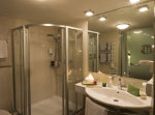 Doppelzimmer Hochfeiler Bad - Hotel Pachmair Uderns