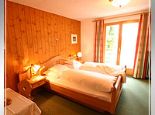Hotel Gasthof Kreuz Zimmer 1 Bild