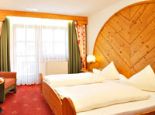 Hotel Garni Granat Dreibettzimmer Bild