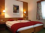 Doppelzimmer standard - Hotel Apartment Auwirt - 8 km suedlich von Salzburg Hallein