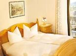 Gaestehaus Landhaus am Bergwald Bad Wiessee Tegernsee Urlaub buchen Alpen Oberbayern