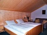 Doppelzimmer 2.OG, Nr. 7, Westbalkon - Gaestehaus Johanna Bad Wiessee