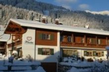 MUCHA Landhotel Bergdorf Bolsterlang