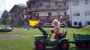 Traktor fahren - Am Bauernhof Leneler Arzl im Pitztal