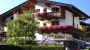 Aussenansicht im Sommer, Landhaus am See