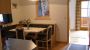Essecke mit Durchgang ins Wohnzimmer - Ferienwohnung Elisabeth Schneider Obertilliach