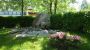 Brunnen im Garten - Hotel Apartment Auwirt - 8 km suedlich von Salzburg Hallein