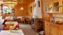 Breakfast Room In summer - Residence Toeglhof Funes