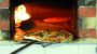 Leckere Italienische Pizza aus unserem Steinofen - Gasthof Pizzeria Adler Villanders