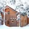 Blockhütte im Winter